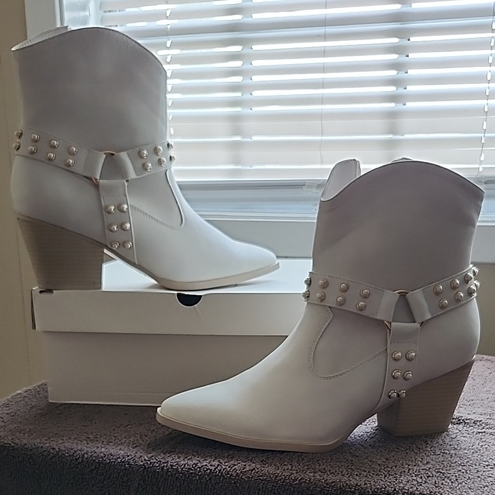 White Studded Ankle Boots - Picture 2 of 3